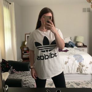 adidas Tops - Oversized shirt adidas Tops - Oversized shirt